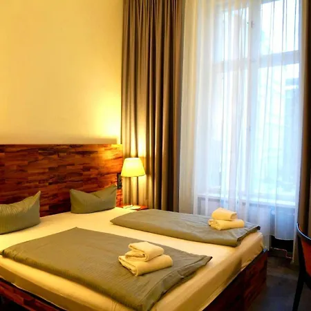 Hotell Tiergarten 3*