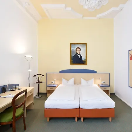 Hotel Tiergarten 3*