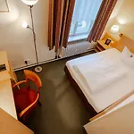 柏林蒂尔加滕酒店 3* 柏林