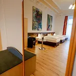 柏林蒂尔加滕酒店 3*